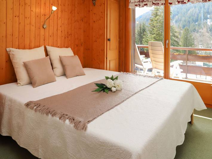 Gîte pour 5 personnes, avec vue sur le lac et terrasse, animaux acceptés à Orsières - 4