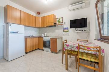 Apartament Wakacyjny dla 4 osoby w Lokva Rogoznica, Żupania splicko-dalmatyńska, Zdjęcie 3