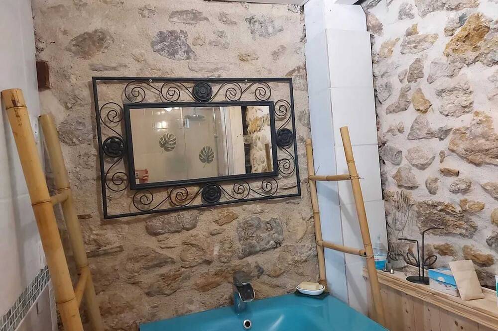 Ganze Wohnung, Homerez - Apartment in Roujan in Roujan, Mittelmeerküste (Frankreich)