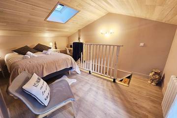 Gîte pour 2 personnes, avec terrasse à L'Isle-d'Espagnac