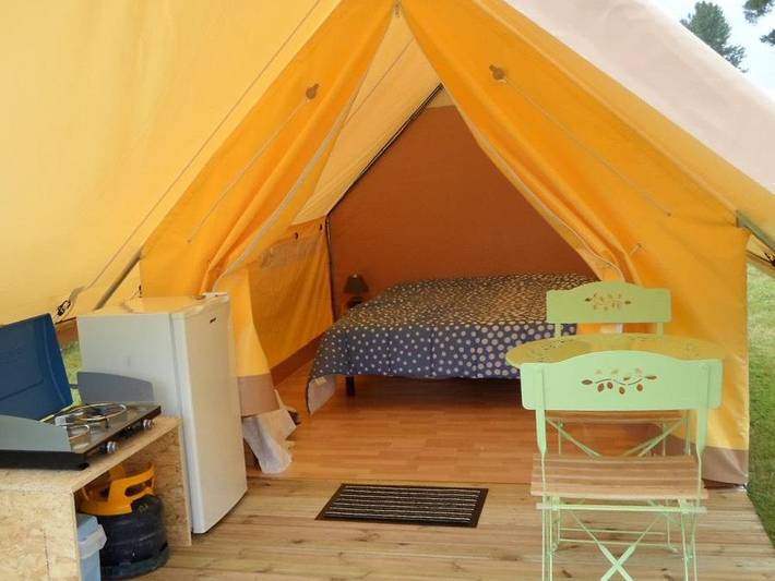 Tente pour 2 personnes, avec bassin pour enfant dans Grand Est - 4