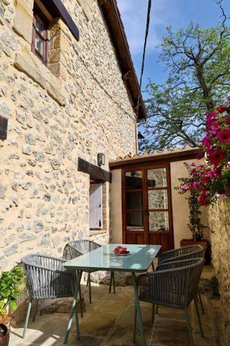 Casa rural para 5 personas, con vistas y terraza, Se admiten mascotas en Costa Occidental (Cantabria) - 2