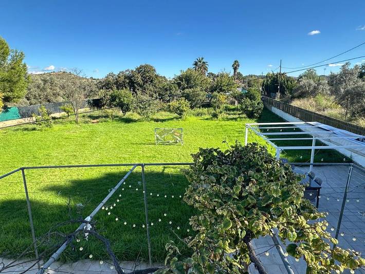 Casa rural para 8 personas, con Balcón y Terraza además de Jacuzzi y Jardín en Liria - 4