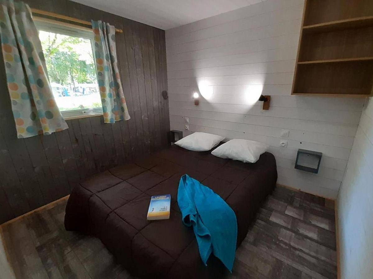 Chalet avec clim, animaux Ok - 6 pers. - Api-1-52-2965 in Coulon, Région de Niort