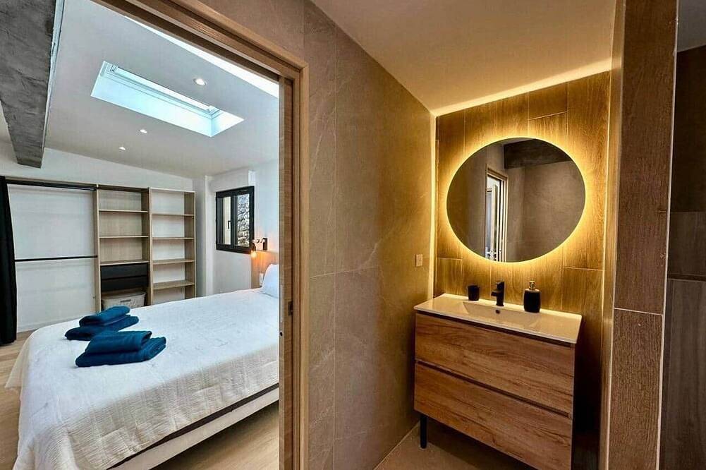 Eden-charming 1-bedroom apt with terrace near Aix-Eguilles in Ventabren, Mittelmeerküste (Frankreich)