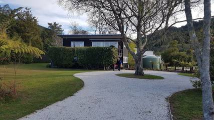 Holiday Home for 8 People in Bay of Plenty, Photo 1