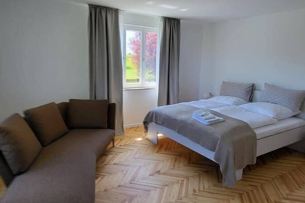 Rückzugsort für besondere Momente & Spa – inmitten eines weitläufigen umzäunten Parks in Rot am See, Hohenlohe