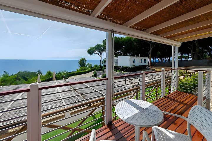 Bungalow für 4 Personen, mit Meerblick und Terrasse, kinderfreundlich in Kampanien - 2