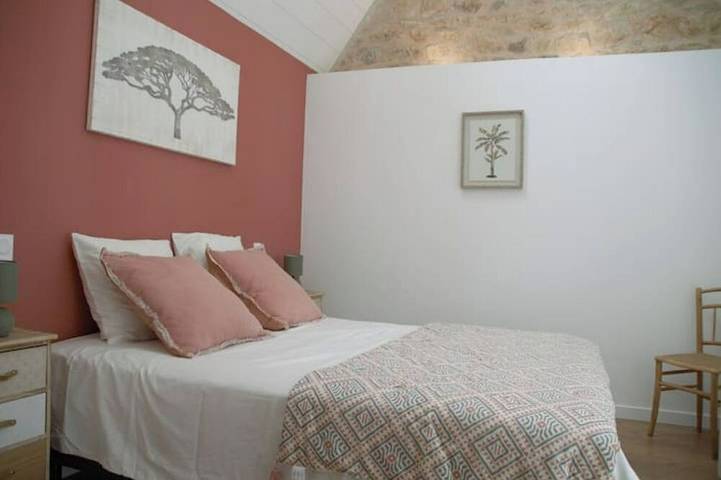 Location de vacances pour 6 personnes, avec jardin à Guingamp - 2