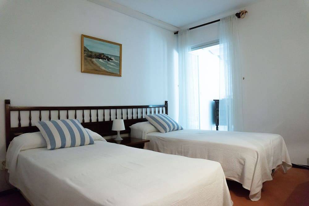 Villa de lujo con cancha de tenis y piscina privada. in Mijas, Costa del Sol