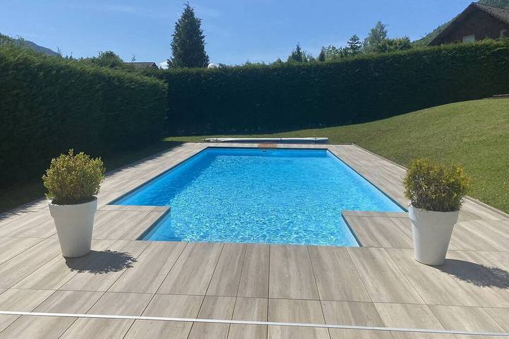 Location de vacances pour 6 personnes, avec terrasse et jardin à Alex (Annecy)