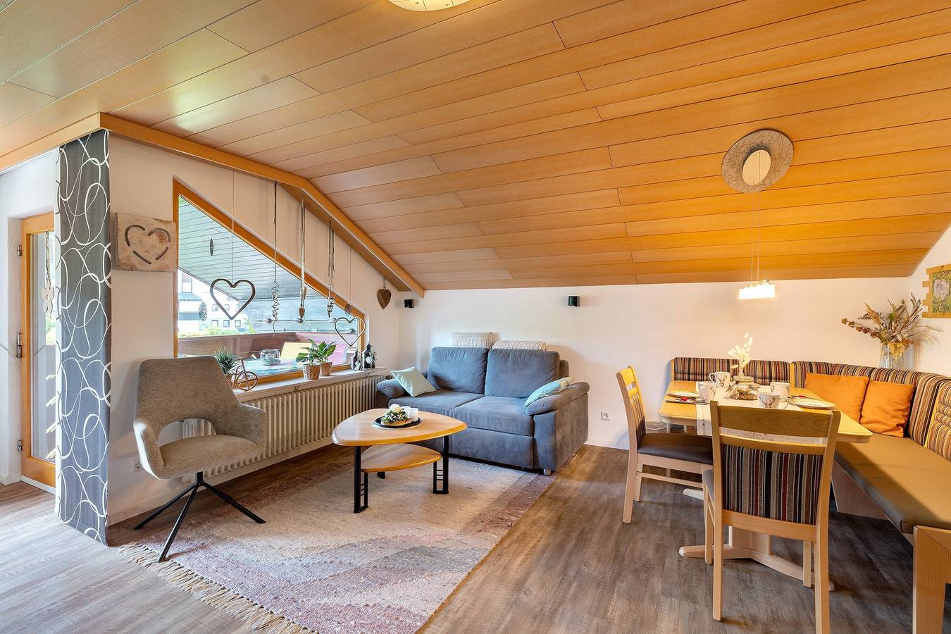 Ganze Wohnung, Ferienwohnung A, 57 Qm' mit gemeinsamer Terrasse, Gemeinschaftsgarten und Wlan in Kniebis, Freudenstadt