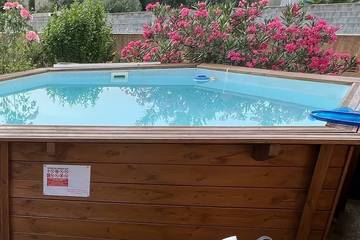 Cottage pour 9 personnes, avec terrasse ainsi que jardin et jacuzzi, animaux acceptés à Adissan