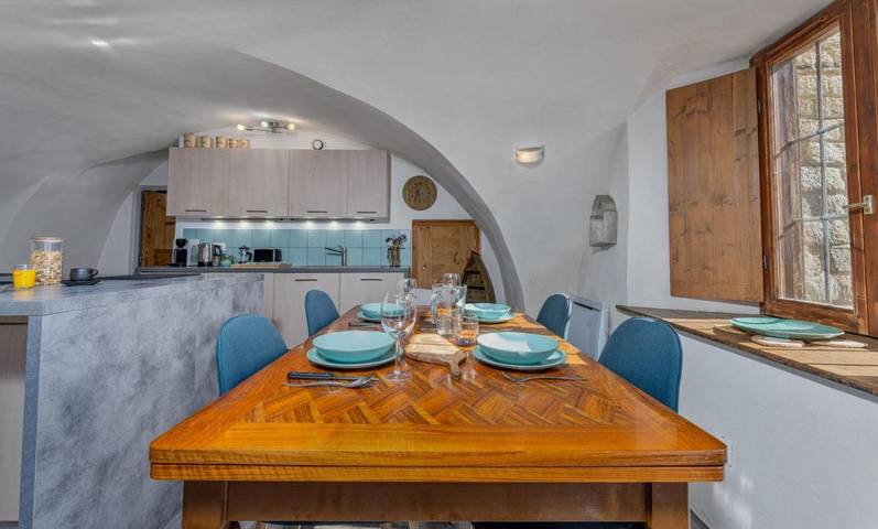 Gîte pour 4 personnes, avec vue et balcon dans Office De Tourisme De Briancon