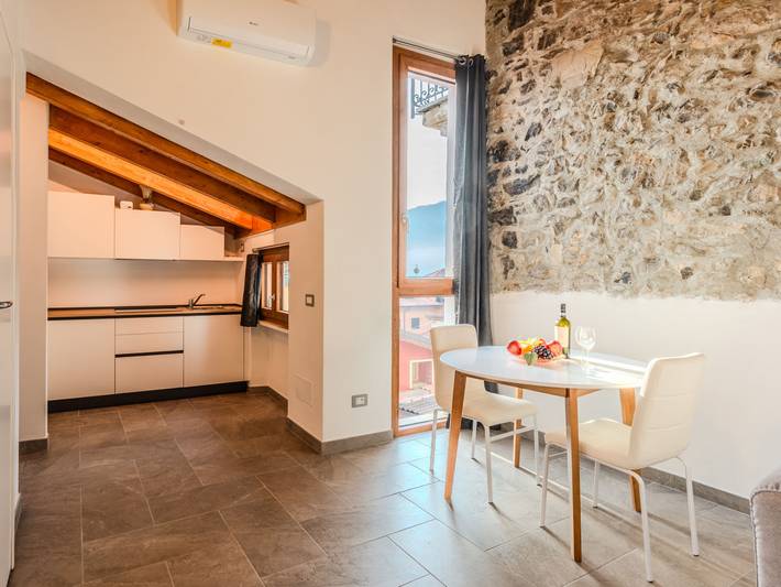 Bauernhof für 2 Personen, mit Balkon am Comer See