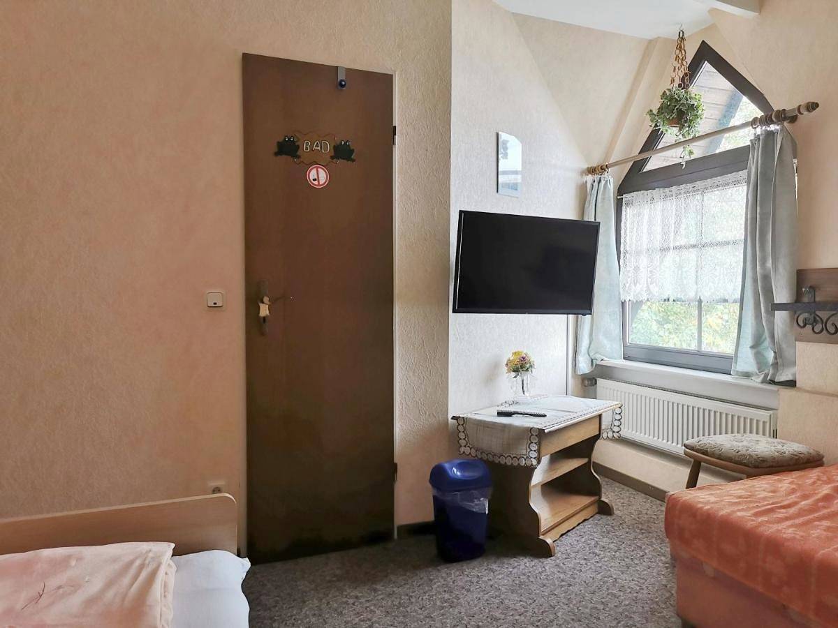 Single Room in Neuss, Rhein-Kreis Neuss