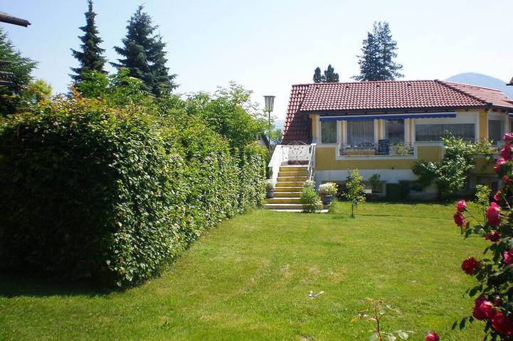 Ferienwohnung für 3 Personen, mit Terrasse in Altmünster