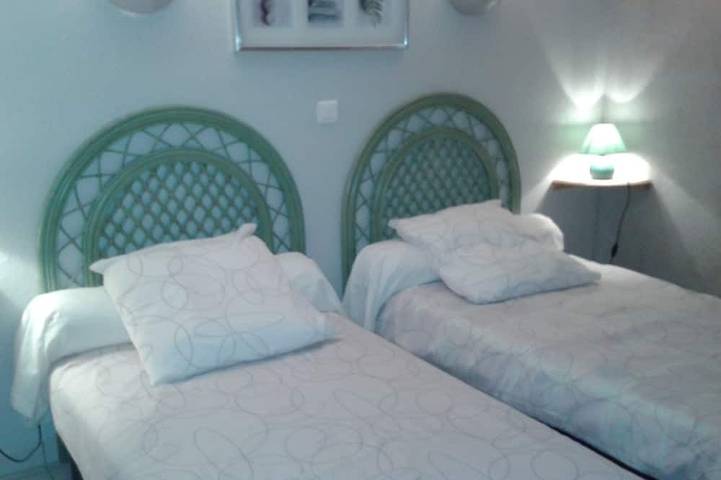 Gîte pour 4 personnes, avec jardin et piscine à Saint-Maurice-d'Ibie - 3