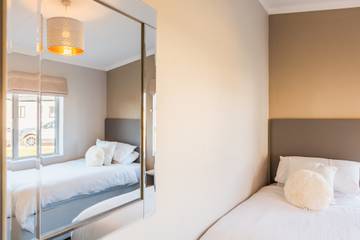 Lodge for 4 People in St. Helens, Isle of Wight, Photo 3