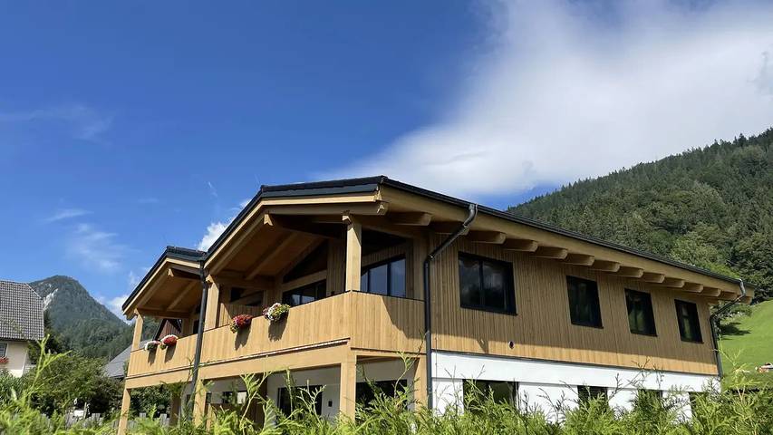 Hütte für 8 Personen, mit Sauna und Balkon sowie Garten in Haus - 2