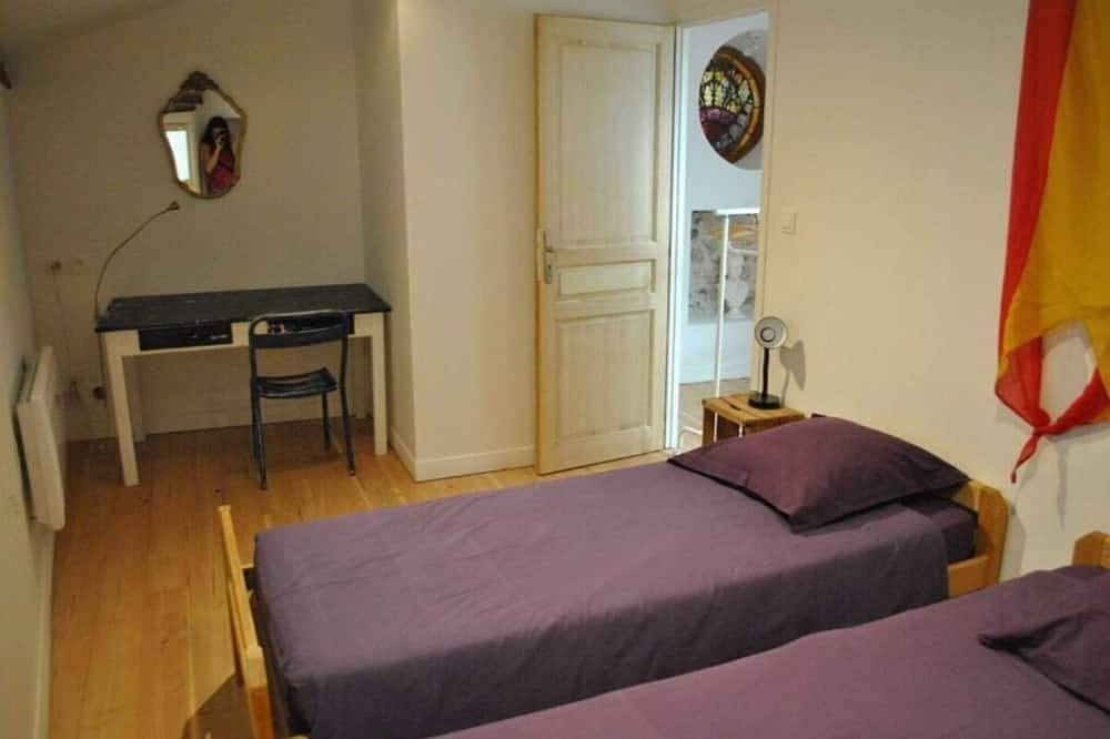 Entire apartment, Les Deux Tours in Aiguèze, Gorges de l’Ardèche