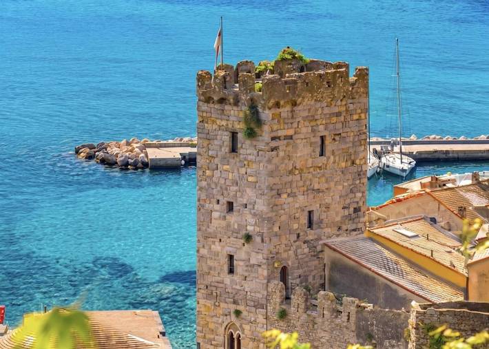 Villa per 4 persone, con Idromassaggio e Terrazza nonché Piscina a Comune di Porto Venere