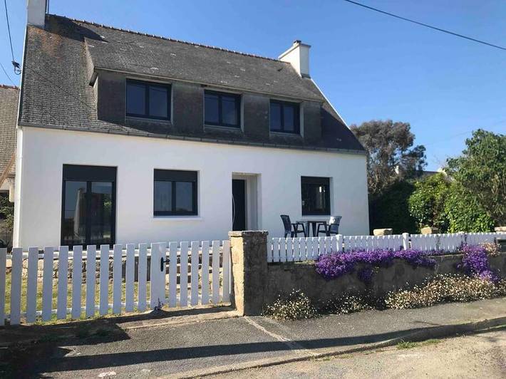 Location de vacances pour 7 personnes, avec jardin ainsi que jacuzzi et terrasse à Pont-Croix