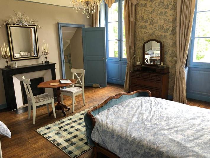 Chambre d’hôte pour 3 personnes, avec piscine ainsi que jardin et vue dans Parc naturel régional de la Brenne - 3