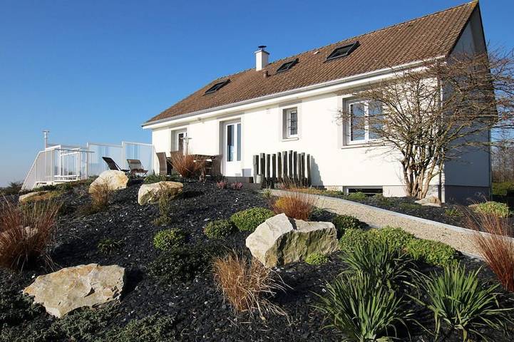 Gîte pour 10 personnes, avec Terrasse et Jardin
