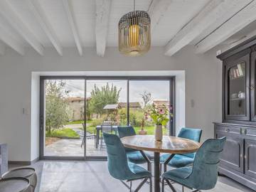 Gîte pour 3 personnes, avec terrasse à Chef-Boutonne