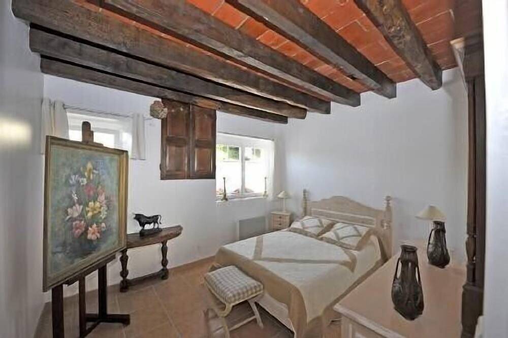 Le Pré des Vergnes 4****- Grand gîte- de 2 à 23 personnes in Jouillat, Région de Guéret