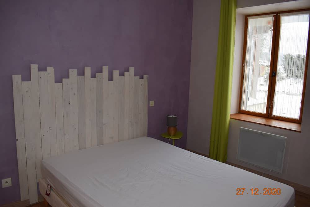 Beau Gite 60 m2 au calme proche la bourboule/le mont dore in Saint-Sauves-d'Auvergne, Parc naturel régional des Volcans d'Auvergne