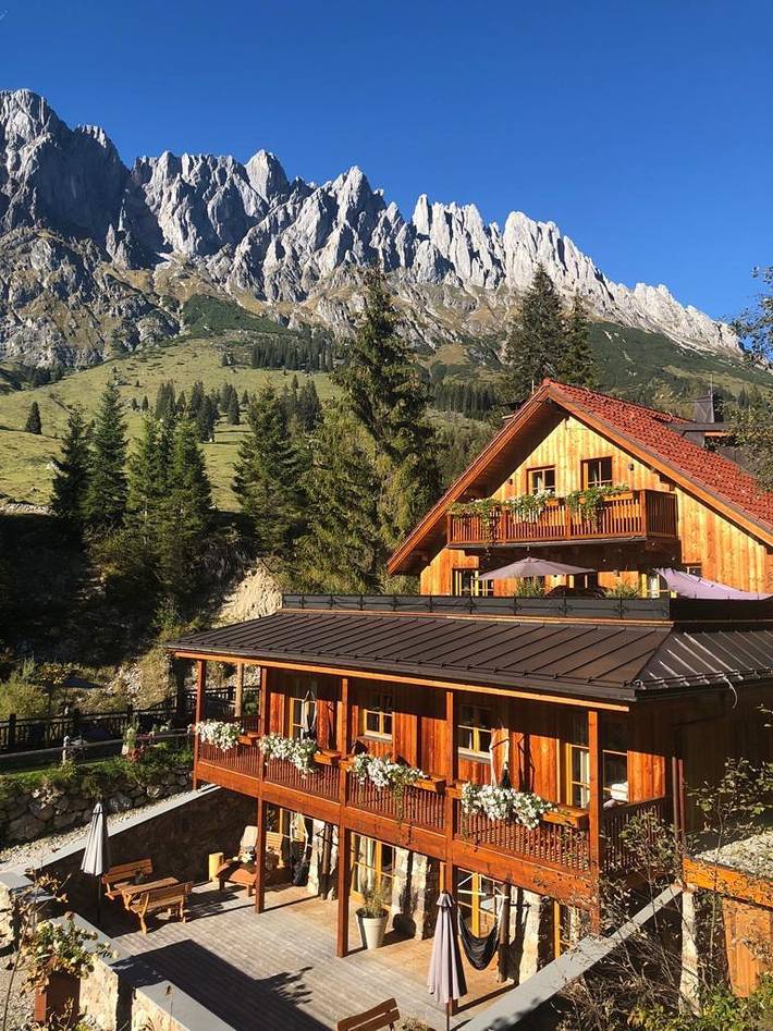 Ferienwohnung für 7 Personen, mit Balkon und Whirlpool sowie Terrasse und Garten in Ski Amadé - 3
