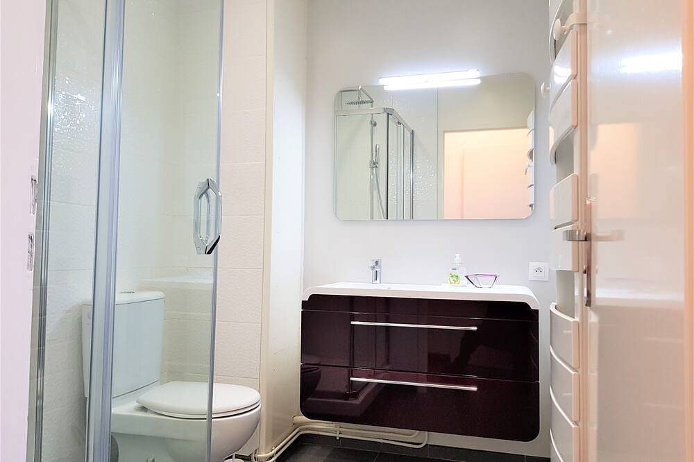 Ganze Wohnung, Studio 3 *, Meerblick, 150 m vom Strand entfernt, in der Nähe von 2 Kappen und England in Calais, Calais und Umgebung