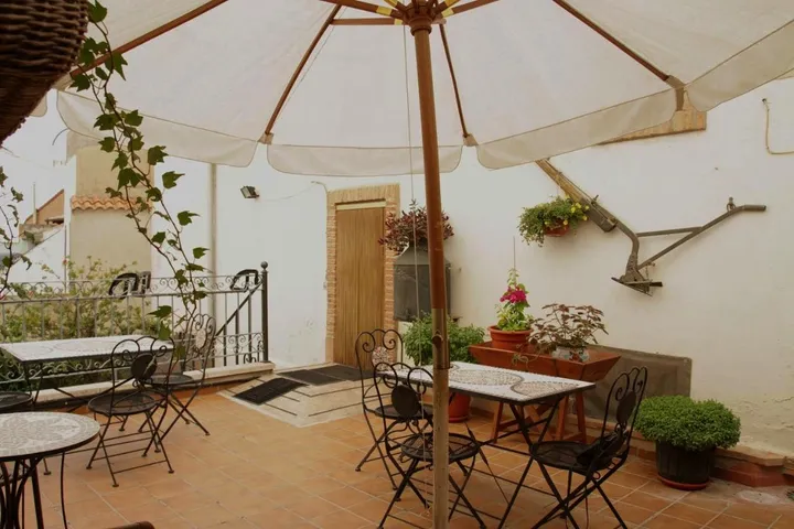 Casa rural para 2 personas, con jardín - 1