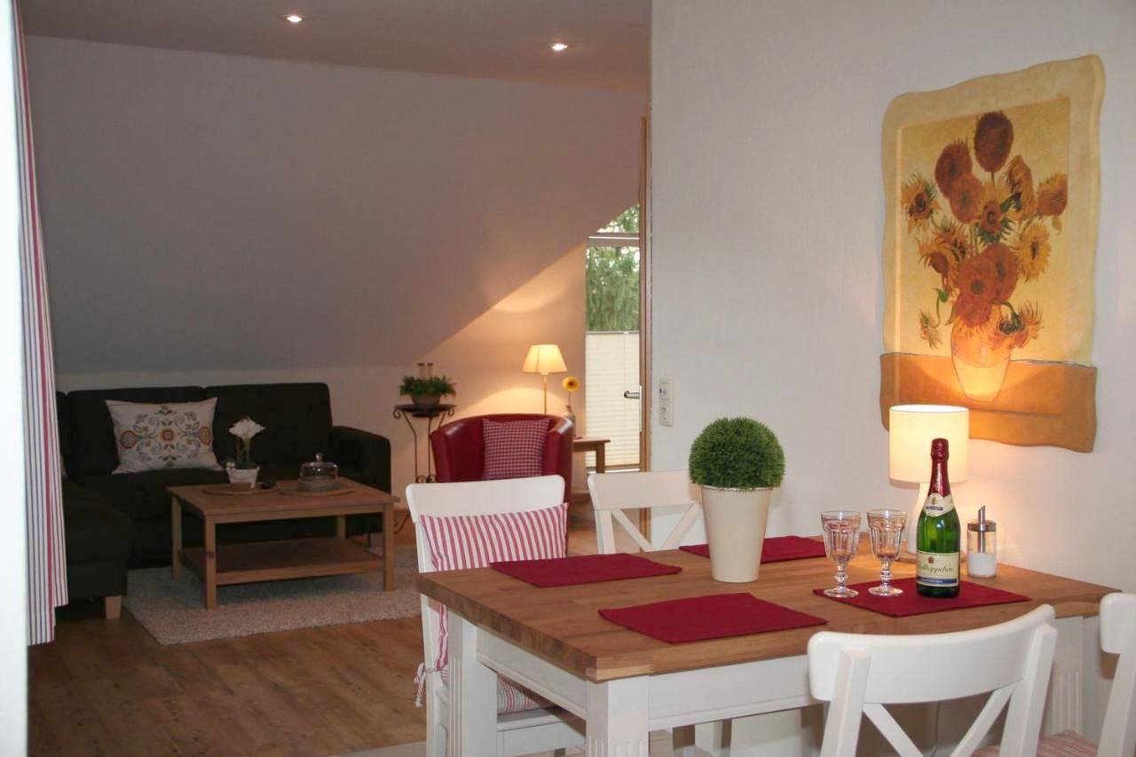 Ganze Wohnung, Wunderschöne Landhauswohnung in Rinteln in Rinteln, Landkreis Schaumburg