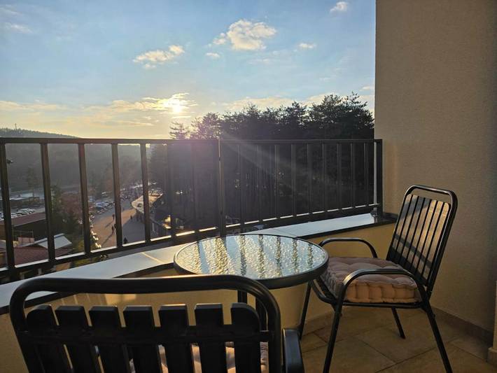 Appartement de vacances pour 4 personnes, avec terrasse ainsi que vue sur le lac et vue