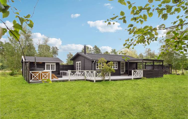 Ferienhaus für 6 Personen, mit Terrasse und Garten - 1