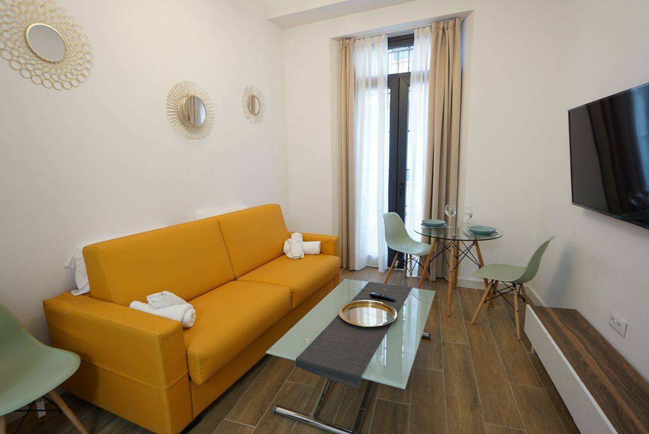 Entire apartment, 3 Style Lovely By Rentalsevilla  in Casco Antiguo, Sevilla