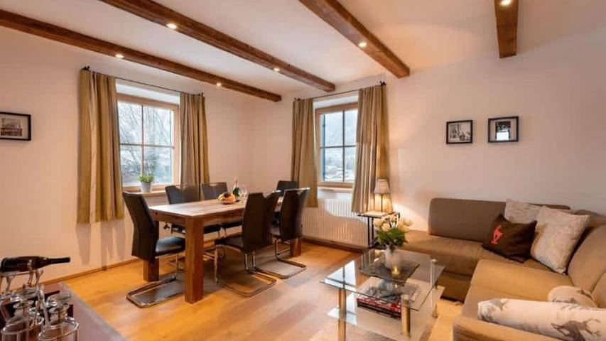 Vacation apartment for 5 people, with terrace in Kitzbühel