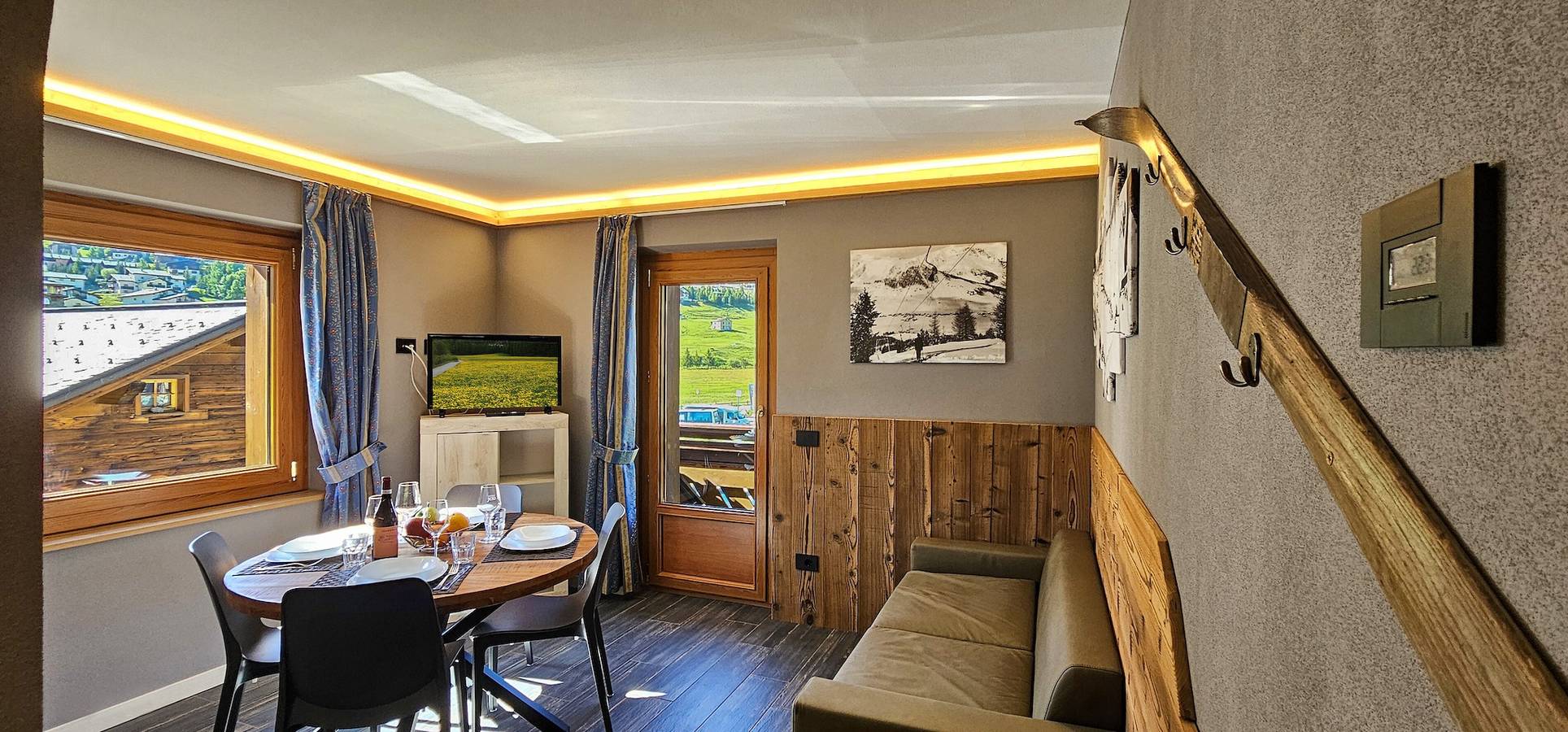 Entire apartment, Casa La Sorgente - Domenico Apartment: Modern Elegance with Mountain View in Livigno (Town), Livigno
