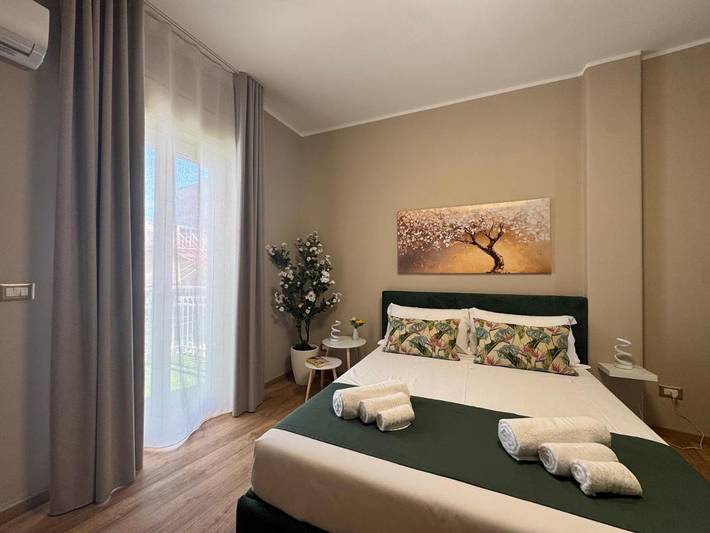 Appartamento per 2 persone, con giardino e panorama in Misterbianco