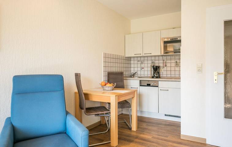 Ganze Wohnung, Haus Abendrot 2. Gemütliche Ferienwohnung für 2 Personen, mit sep. Schlafzimmer. in Hafen Büsum, Büsum