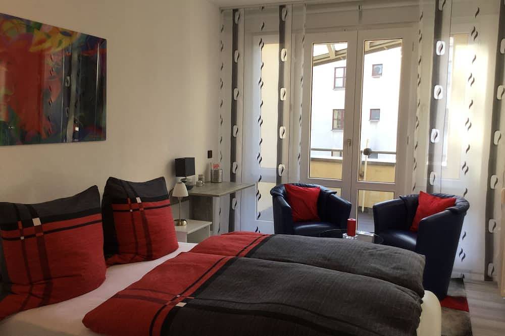 Ganze Wohnung, Top-Lage - Nähe Kudamm-Fewo Exklusiv mit Tiefgaragenstellplatz in Berlin Innenstadt, Berlin
