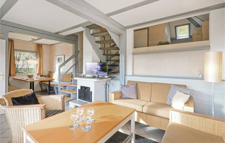 Ferienhaus für 6 Personen, mit Terrasse und Garten in Kirchheim - 4