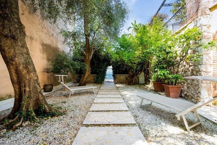 Villa pour 10 personnes, avec vue ainsi que vue sur le lac et jardin, animaux acceptés à Torri del Benaco - 3