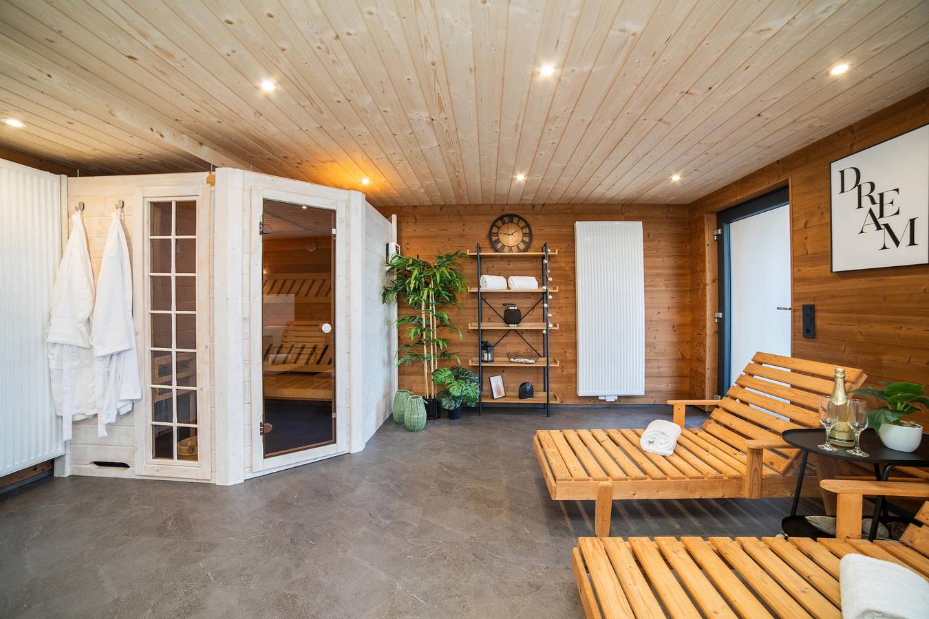 Ferienhof Landhaus Guglhupf - Ferienwohnung A bis 3 Personen in Sankt Oswald-Riedlhütte, Šumava Mountains