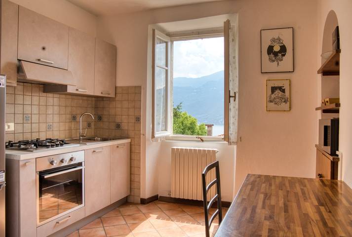 Gîte pour 4 personnes, avec jardin et balcon ainsi que vue et vue sur le lac à Lierna - 2