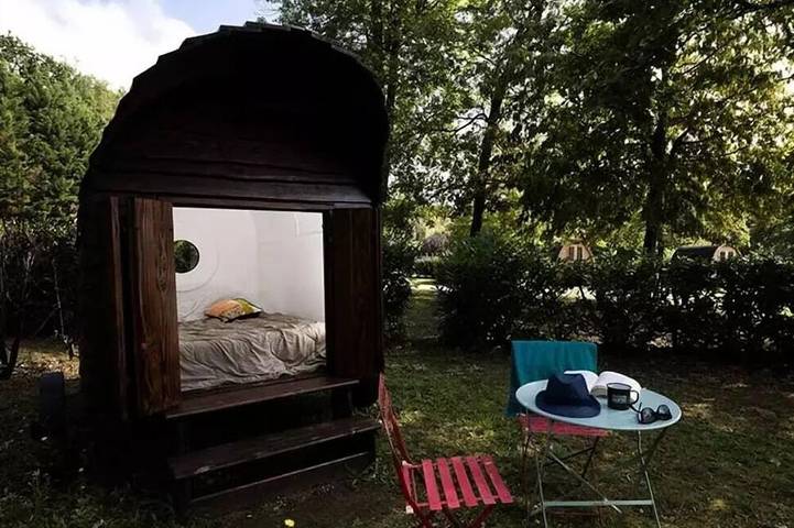 Cabane en bois pour 2 personnes