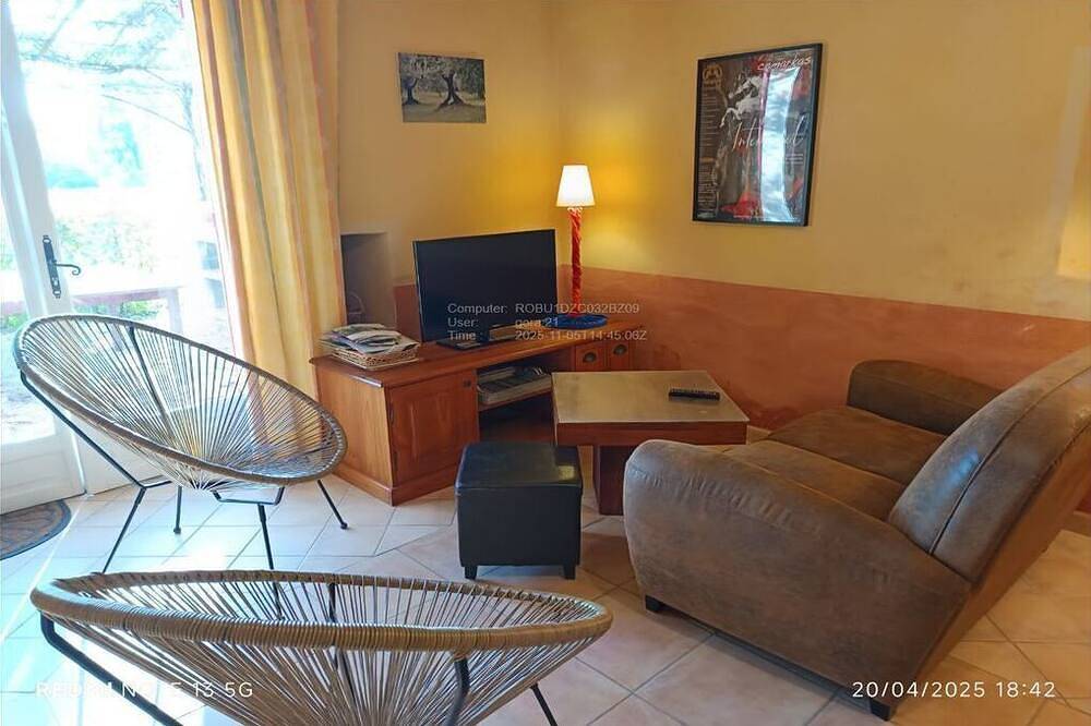 Vacation rental with swimming pool in the heart of Provence in Sarrians, Vaucluse